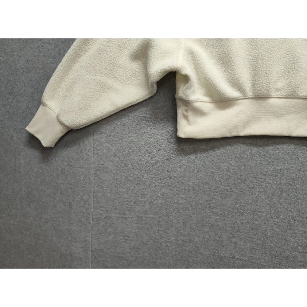Nike Women Sweatshirt XS Cream 100% Polyester Crew Neck Long Sleeve Pullover